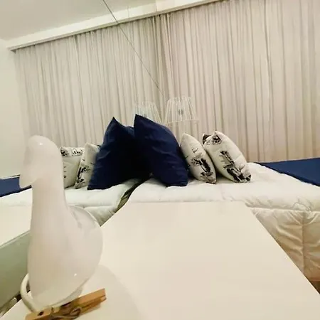 Sanat Ve Stillerin Bulustugu Mekan Apartment